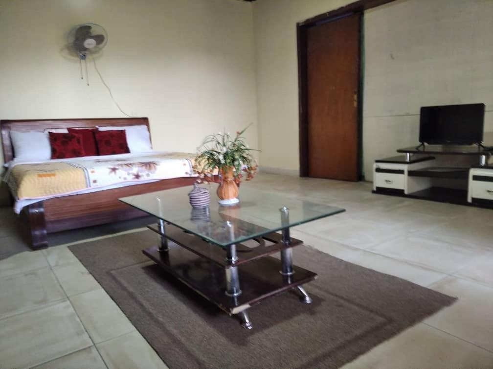 Zion Inn Kigali Bagian luar foto