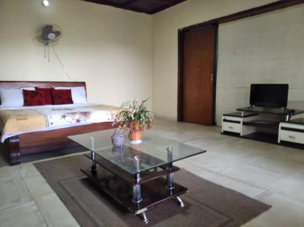 Zion Inn Kigali Bagian luar foto