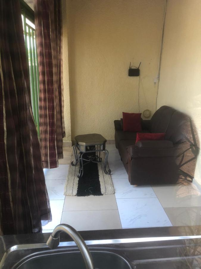 Zion Inn Kigali Bagian luar foto
