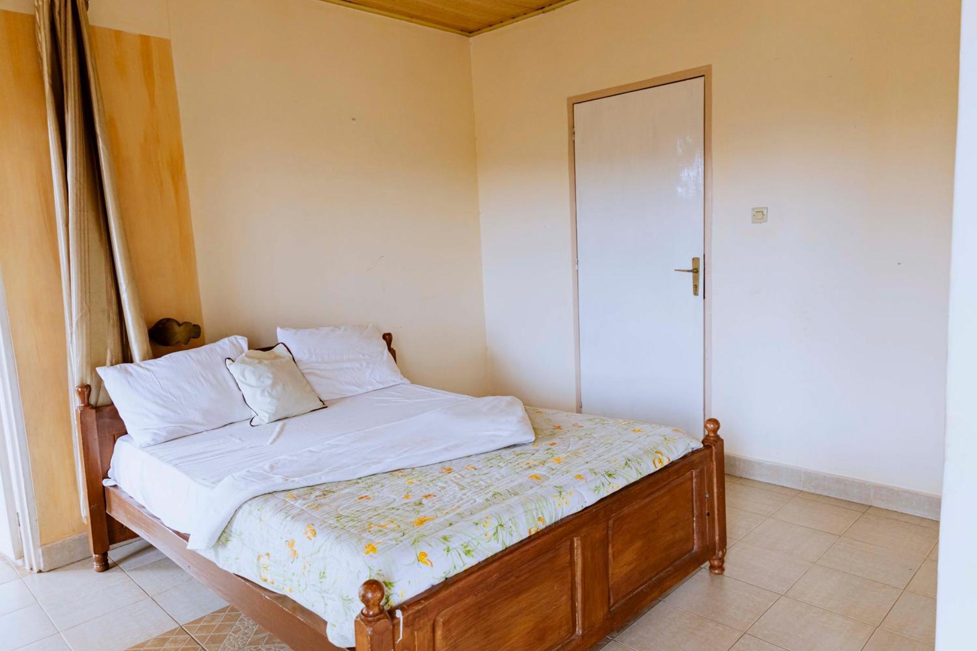 Zion Inn Kigali Bagian luar foto